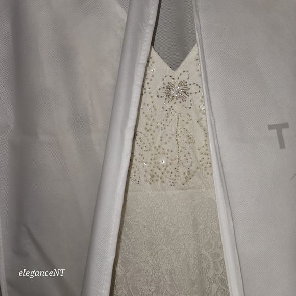 Torrid Ivory Lace Beaded Sleeveless Mermaid Wedding Dress with Train Sz: 14 NWT - Picture 7 of 16